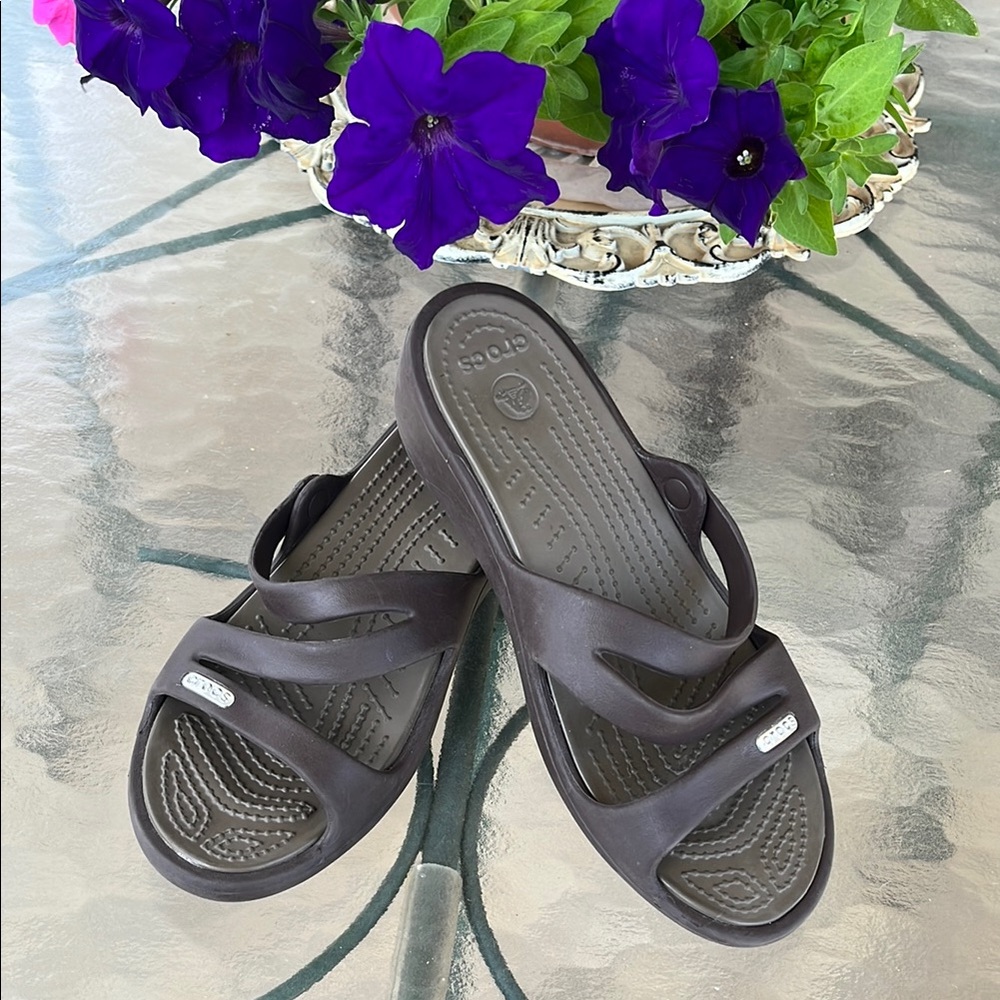 CROCS Women's Dark Brown Sandals